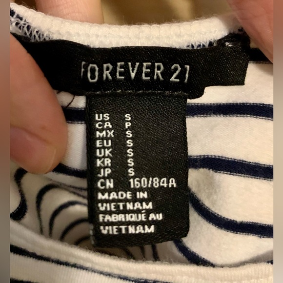 Strip Crop Top - Forever21 - Small - Picture 2 of 5